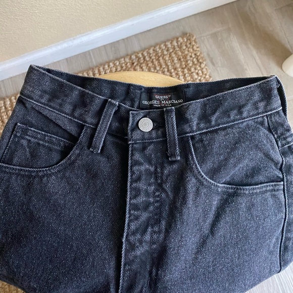 Vintage Black Guess Jeans - Picture 5 of 9
